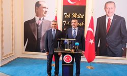 Rekor katılım kapıda: Milyonlarca öğrenci sıralarda ter dökecek!