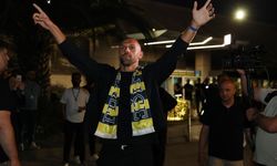 Fenerbahçe’de yılın ilk bombası patladı: İsmail Kartal’ın istediği yıldız golcü İstanbul’a ayak bastı!