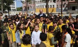 Başkan Altay’dan Konyalı öğrencilere anlamlı mesaj: "Yaz tatili boyunca da yanınızda olmaya devam edeceğiz!"