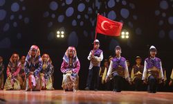 Konya’da kültür sanat rüzgarı: Binlerce öğrenci Anadolu’nun rengini sahneye taşıyor