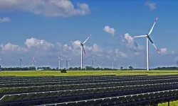 Küresel enerjide tarihi eşik: Temiz kaynaklar fosil yakıtları geride bıraktı!
