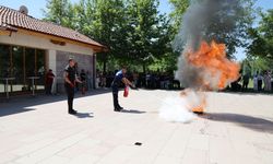 Belediye binasının bahçesinde hareketli dakikalar: Ekipler anında müdahale etti!