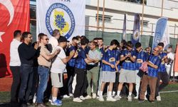 Yeşil sahada kupa gecesi: Konya Amatör Ligi'nde şampiyonlar belli oldu
