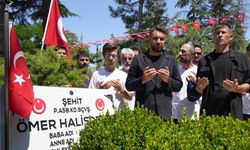 Anlamlı yolculukta 1070 kilometrelik parkurun sonunda duygu dolu anlar yaşandı