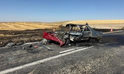Afyonkarahisar'da korkunç kaza! Otomobil alev topuna döndü, sürücü hayatını kaybetti