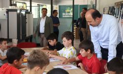 Konya'da çocuklar yazı öğrenerek geçiriyor