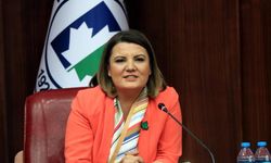 İçişleri Bakanlığı'ndan İzmit Belediye Başkanı Fatma Kaplan Hürriyet kararı! Görevden uzaklaştırıldı