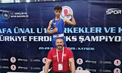 Kayseri'deki turnuvada Konya rüzgarı esti: Genç eldivenler ringi rakiplerine dar etti!