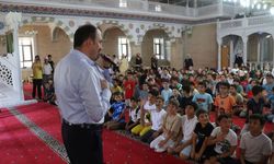Konya’da kalpleri ısıtan görüntüler! Başkan Altay minik öğrencilerle bir araya geldi