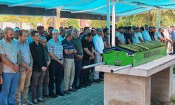 Tayin yolunda kaza: Yaşamını yitiren sürücü ve kayınvalidesi Konya’da defnedildi