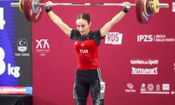 Milli haltercimiz Cansel Özkan İtalya’da podyumu salladı: Akdeniz Oyunları’ndan iki madalya geldi!