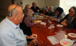 Konya'da hastalar için motivasyon bilekliği yaptılar