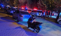 Akrabalar arasındaki kavga kanlı bitti! Polis de yaralandı