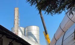 Çumra'nın hafızasında bir dönem sona eriyor! Yıllardır ilçenin simgesi olan TMO silolarında söküm başladı