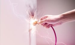 Düğün salonunda elektrik akımına kapılan kişi ağır yaralandı!