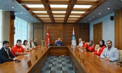 Şampiyon okçulardan Rektör Prof. Dr. Cem Zorlu’ya ziyaret!