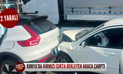 Konya’da kırmızı ışıkta bekleyen araca çarptı: 2 yaralı