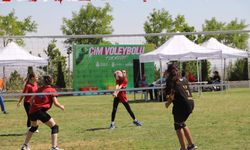 Konya’da çim voleybolu şöleni! 56 takım kıyasıya mücadele edecek