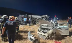 Katliam gibi kaza! 5 ölü ve çok sayıda yaralı var…
