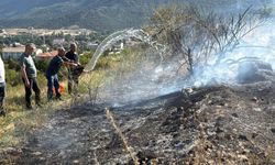 Seydişehir’de meyve bahçelerini vuran yangın ekiplerin hızlı müdahalesiyle söndürüldü