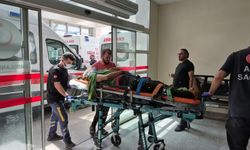 Seyir halindeki römork devrildi! Çok sayıda yaralı var...