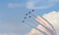 Konya’dan havalanan Türk Yıldızları SHG Airshow nefesleri kesti