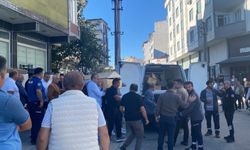 Tüyler ürperten cinayet! Eşini satırla öldürdü...