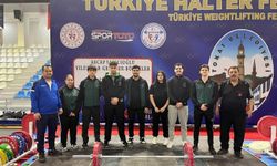 Türkiye halter şampiyonasına Konya damgası! Üç madalyayla döndü…