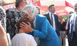Bakan Göktaş devlet himayesindeki çocuklarla Çocuk Köyü’nde bir araya geldi!