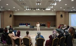 Sınıflarda masalların iyileştirici gücü yaşatılacak: Anlatı Okulu'nda ilk dönem tamamlandı
