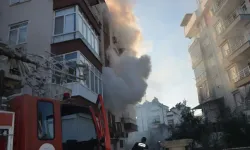 Akıl almaz olay! Kendi evini ateşe verdi! Kahraman kiracısı imdadına yetişti…