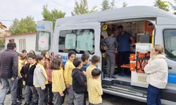 Bozkır’da 1.300 öğrenciye sağlıklı yaşam dokunuşu: Diş bakım seti ve meyve dağıtıldı