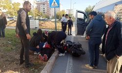 Seydişehir’de motosiklet minibüsle çarpıştı! Motosiklet sürücüsü hastaneye kaldırıldı