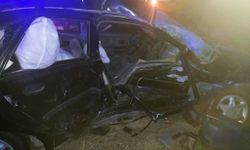 Otomobil ile hafif ticari araç çarpıştı! Ölü ve yaralılar var…