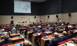 Vali Akın'dan net mesaj: Takip edilmeyen iş, bitmemiş iş demektir!