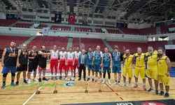 Parkede kamu heyecanı: 3x3 Basketbol Turnuvası kupa töreniyle sona erdi!