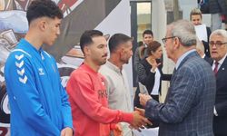 KBB bisikletçisi Yılmaz'a gururlandıran ödül