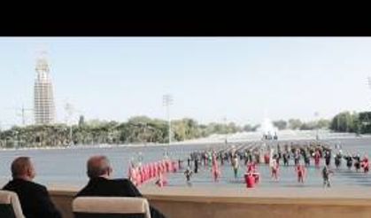 Cumhurbaşkanı Erdoğan, Bakü Azadlık Meydanı’nda düzenlenen Zafer Geçidi Töreni'ne katılıyor
