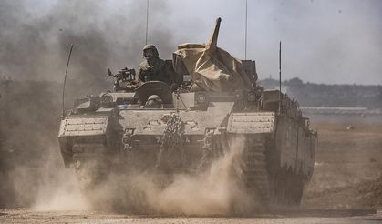 Kassam mücahitleri İsrail askerlerini ve araçlarını havaya uçurdu