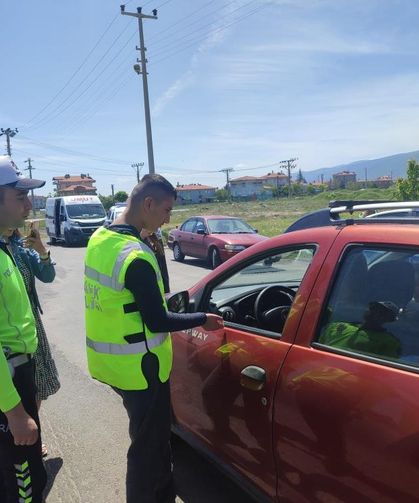 Konya'da özel gençler trafiği denetledi