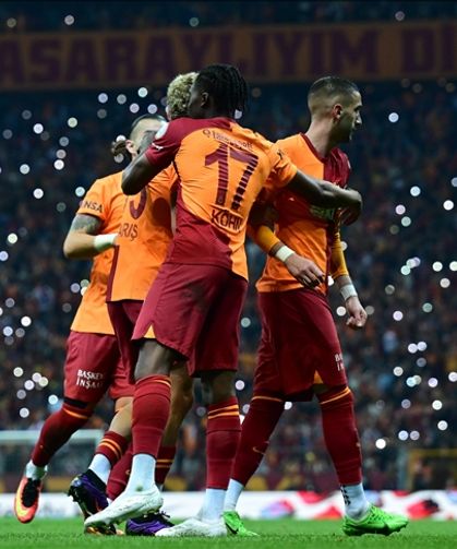 Galatasaray şampiyonluğa bir adım uzakta