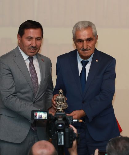 Spora yaptığı yatırımlarla öne çıkan başkana onur ödülü