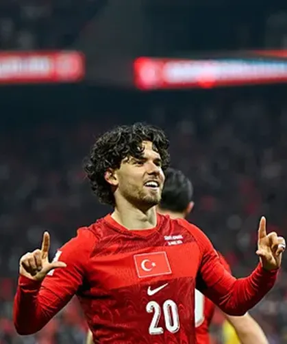 A Milli Takım sahaya çıkıyor. Montella'dan sürpriz tercih