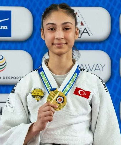 Avrupa’yı titreten Konyalı kız! Havva Sena gözünü olimpiyat kürsüsüne dikti