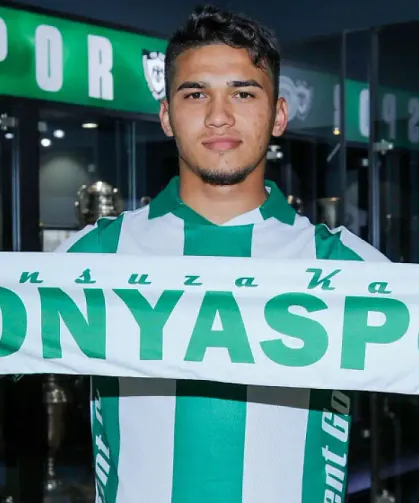 Konyaspor’un eski oyuncusu Abdurrahman Üresin Aliağa FK’ye veda etti!