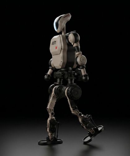 Türkiye’nin ilk insansı robotu AKINCI 5 ilk kez sahneye çıktı