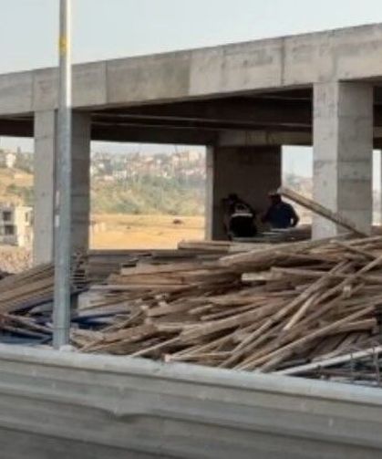 İnşaatta korkutan kaza! Zemin kattan bodruma düşen işçi hastaneye kaldırıldı