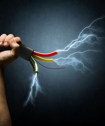 Konya’da trafoda bakım çalışması sırasında korkutan olay! İşçi elektrik akımına kapıldı