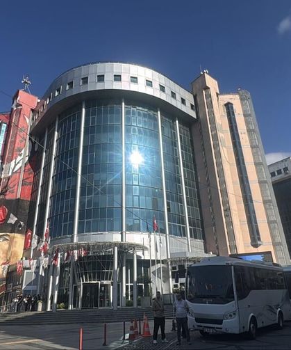 İzmit Belediyesi soruşturmasında yeni gelişme: Belediye başkanı dahil 21 kişi tutuklandı