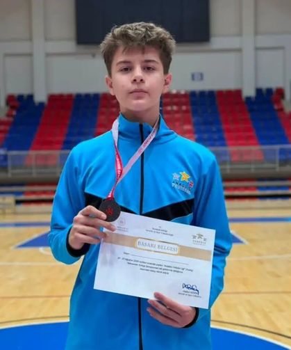 ANALİG Taekwondo finallerinde Konya rüzgarı: Ahmet Cihangir Türkiye üçüncülüğünü göğüsledi